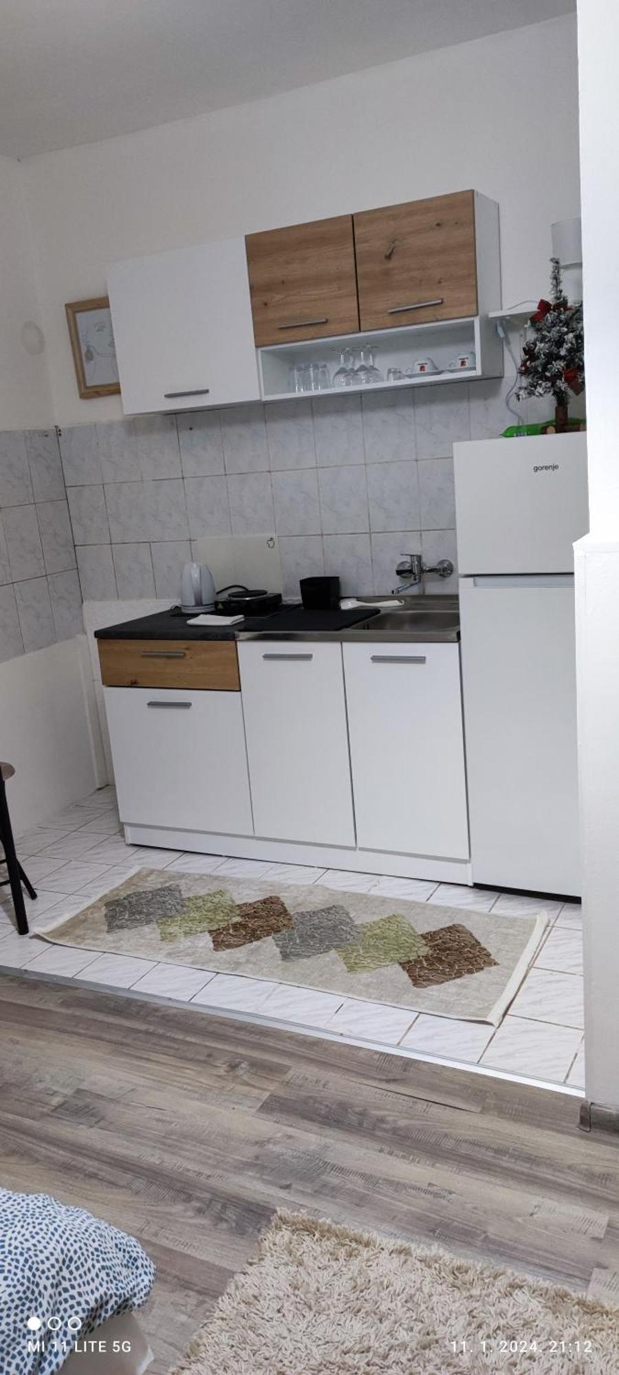 Nany 2 Apartment โนวีซาด ภายนอก รูปภาพ